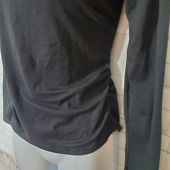 Love Black Long Sleeve Turtleneck with Ruched Sides Top - Picture 3 of 11